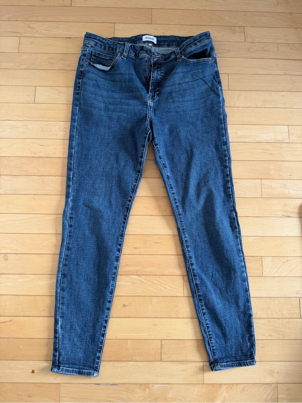Pistola Mid Rise Skinny Jeans Size 32 Medium Wash Stretch Denim